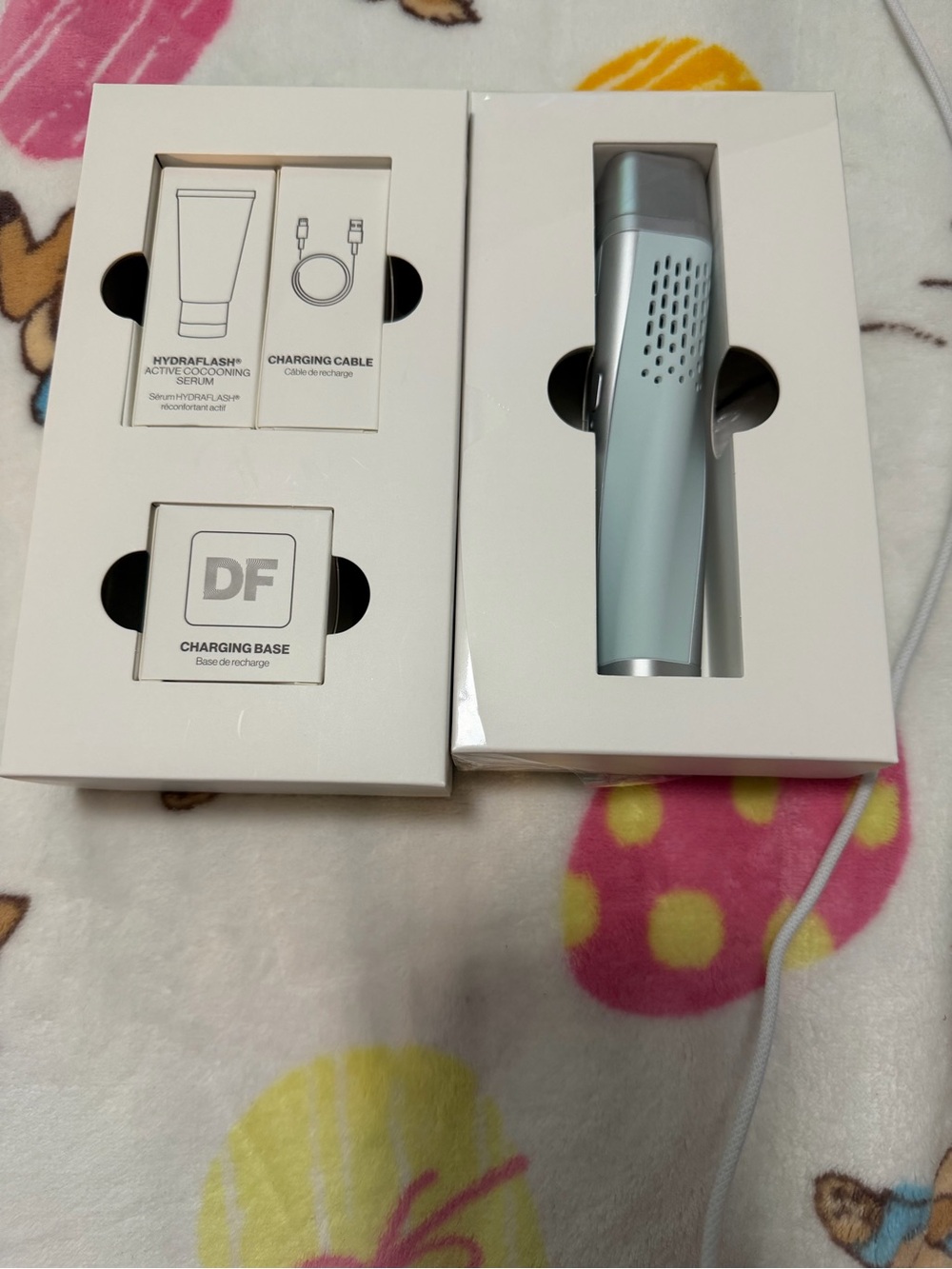 Dermaflash Cool Instant Cooling Depuffing Facial Massager - Silver - Picture 5 of 9